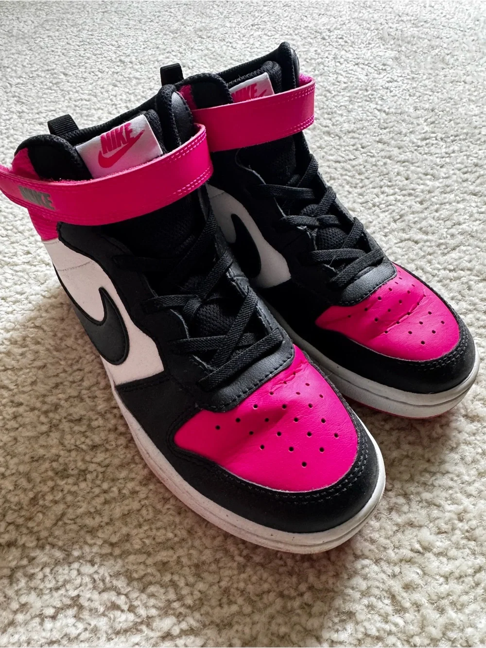 Nike vibrant pink